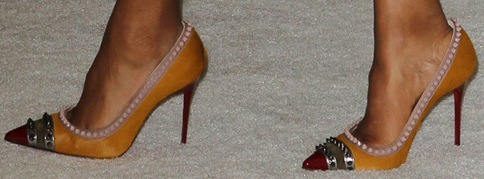 Kerry Washington wears a pair of Christian Louboutin pumps