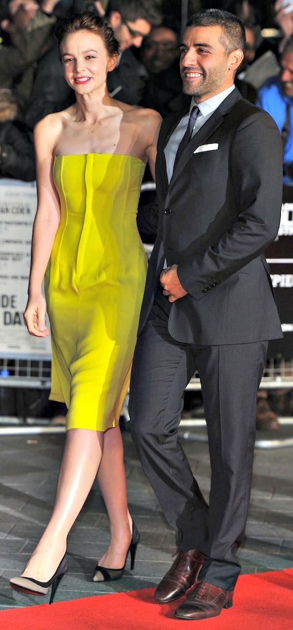 Carey Mulligan joining co-star Oscar Isaac on the red carpet at the screening of Inside Llewyn Davis