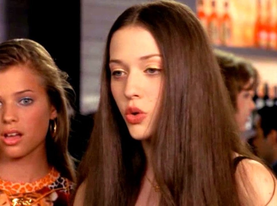 Kat Dennings made her television debut as Jenny Brier, a super-rich and demanding 13-year-old girl planning her upcoming bat mitzvah, in the Sex and the City episode Hot Child in the City