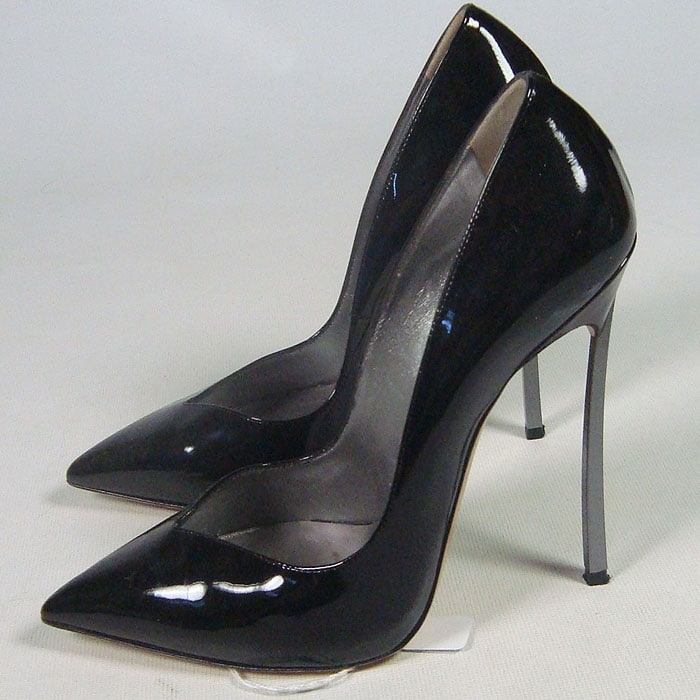 Kim Kardashian's Casadei pumps that you can buy on eBay