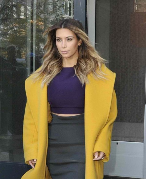 Kim Kardashian leaving her apartment in Manhattan on November 20, 2013