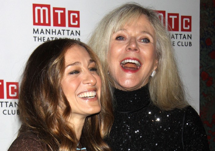 Sarah Jessica Parker and co-star Blythe Danner pose for photos on the red carpet