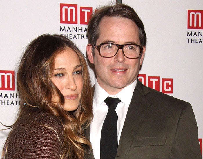 Sarah Jessica Parker and husband Matthew Broderick pose for photos on the red carpet