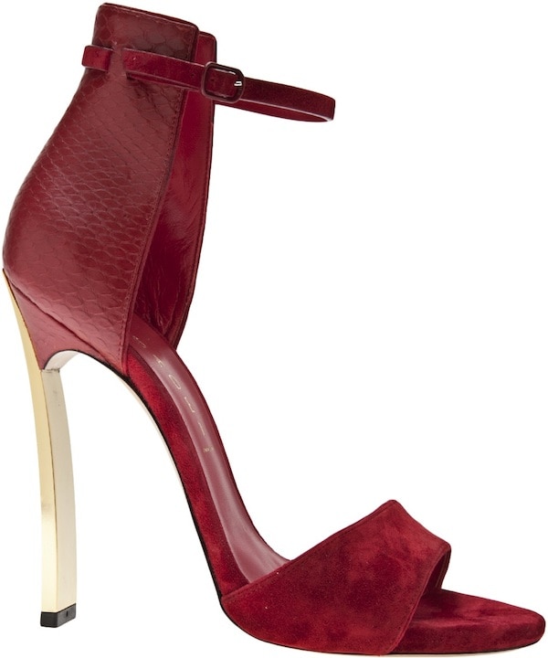 Casadei "Bladeone" Pump in Red