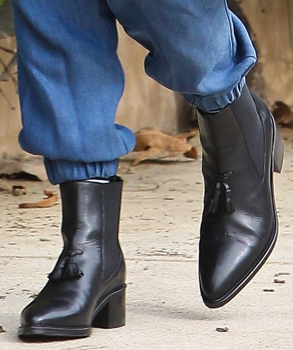 Gwen Stefani's feet in AllSaints boots