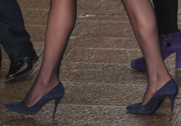 A closer look at Kate Middleton's blue suede pumps