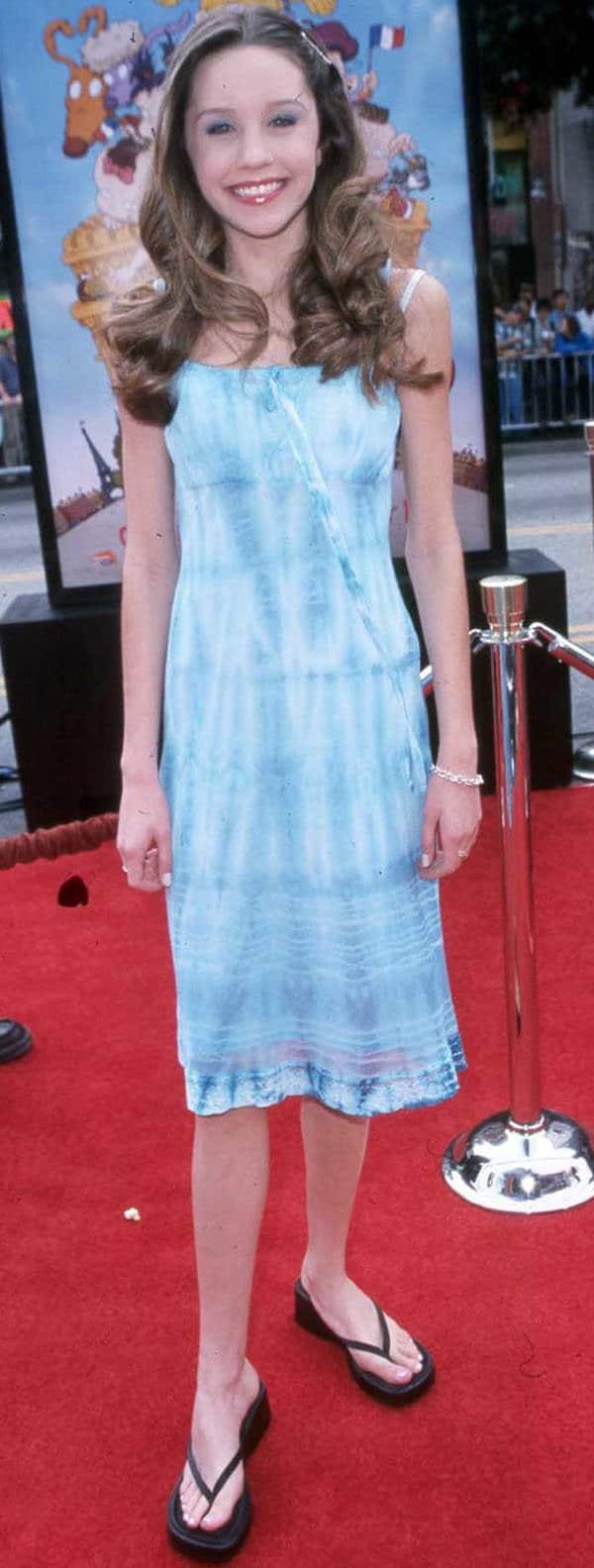 Amanda Bynes attends the world premiere of 'The Rugrats in Paris The Movie' in Hollywood on November 5 2000
