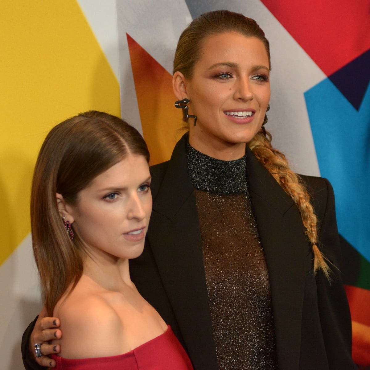 Feuding actresses Anna Kendrick and Blake Lively reportedly can't get along