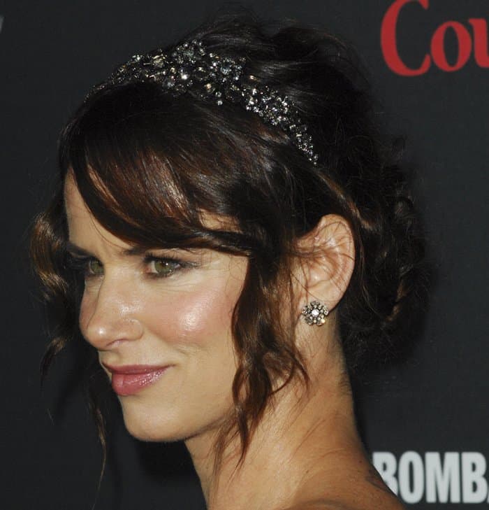 Juliette Lewis accessorized with a bejeweled vintage headband and exquisite jewelry from Neil Lane