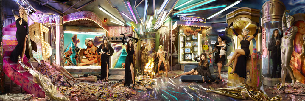 The Kardashian Family's Bold and Unconventional 2013 Christmas Card