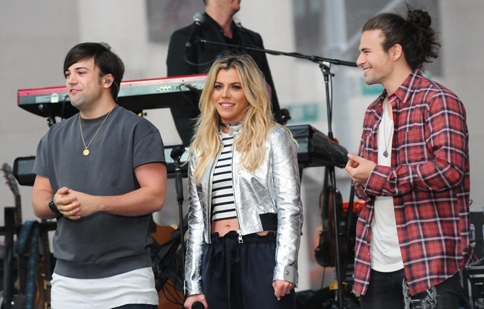 The Band Perry siblings are not related to Katy Perry or Journey's Steve Perry