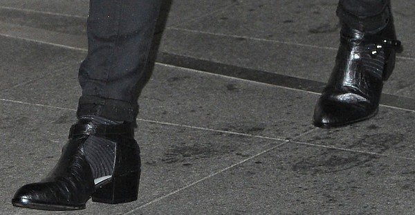 Fearne Cotton arriving in black ankle boots at the BBC Radio 1 studios