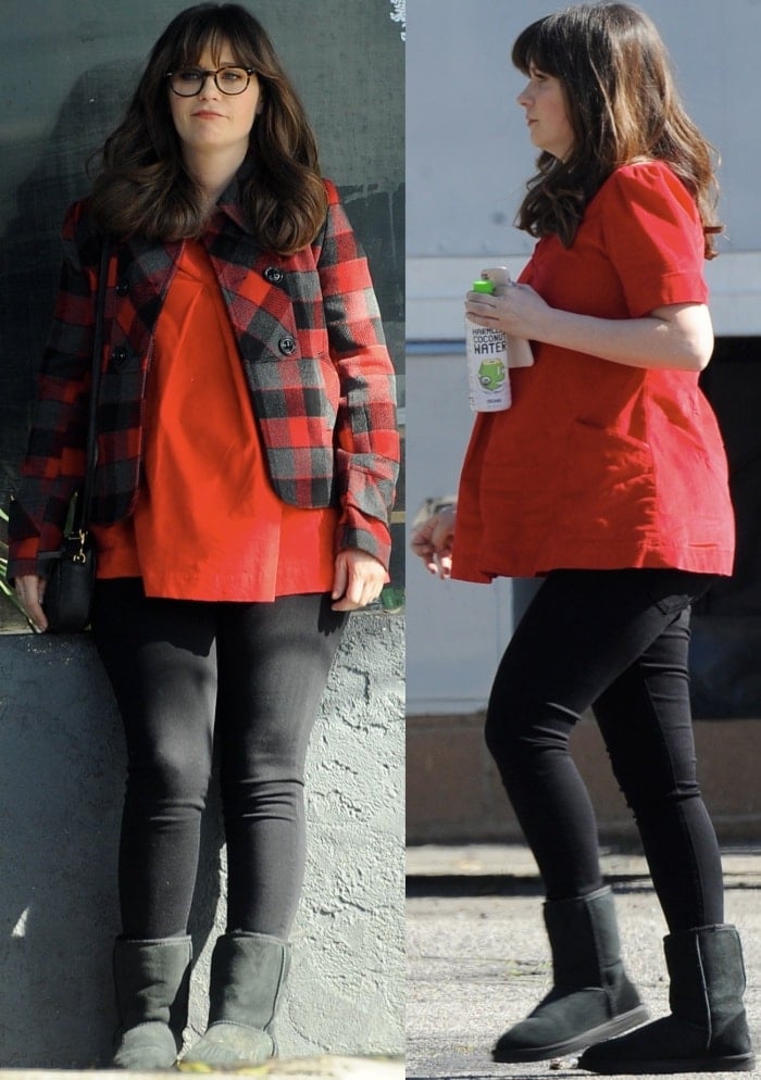 Zooey Deschanel wearing Ugg boots with jeans