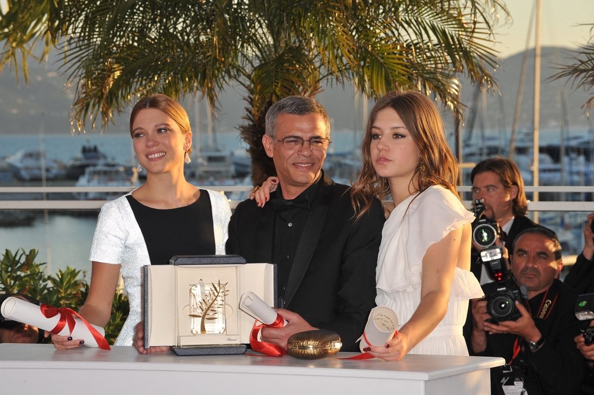 Actress Lea Seydoux, director Abdellatif Kechiche and actress Adele Exarchopoulos pose after 'La Vie D'adele' receives the Palme d'Or at the photocall for award winners during the 66th Annual Cannes Film Festival at Palais des Festivals
