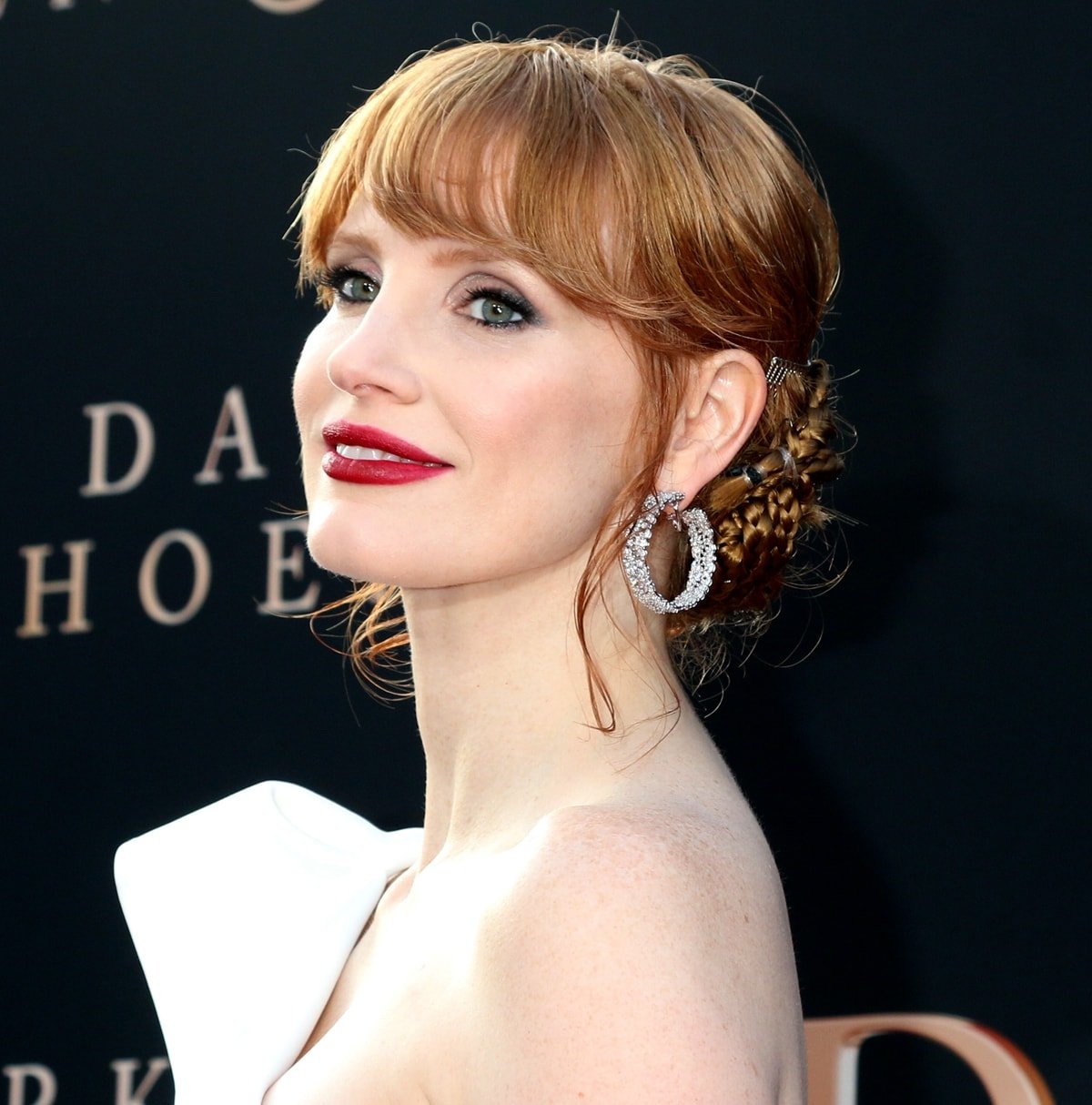 Jessica Chastain prefers supervillain roles as she doesn't like the long superhero contracts