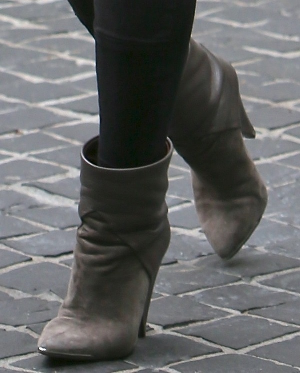 Hilary Duff wears a pair of triangular-heeled IRO booties