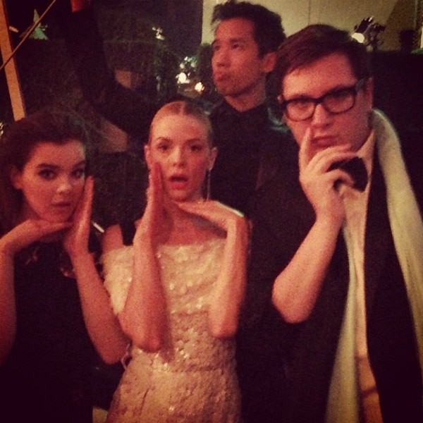 Jaime King, with Hailee Steinfeld, Jared Eng, and Justin Campbell