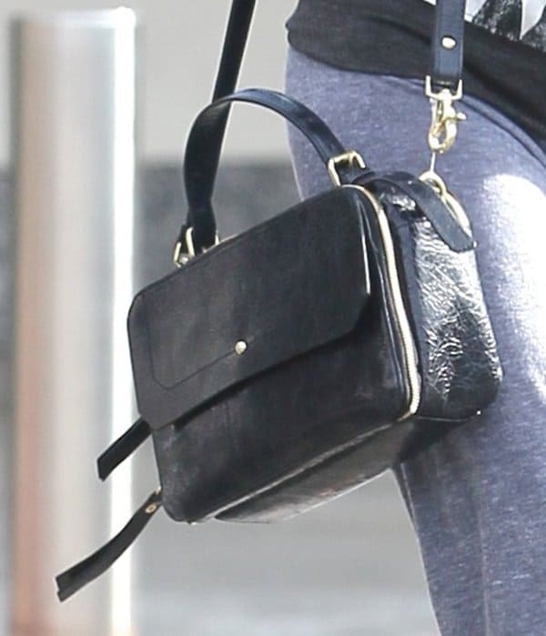 Julianne Hough's Cynthia Vincent handbag is perfect when running errands