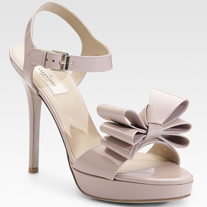 Valentino Patent Leather Bow Platform Sandals in Light Pink