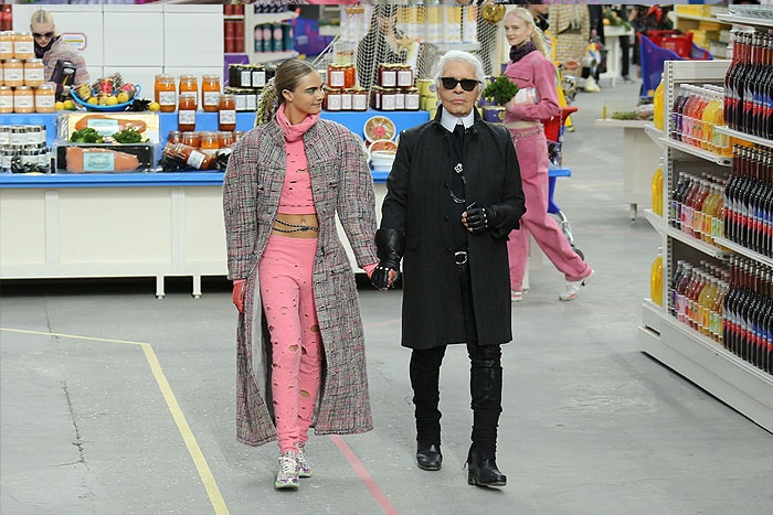 Cara Delevingne Kar Lagerfeld Chanel fall 2014