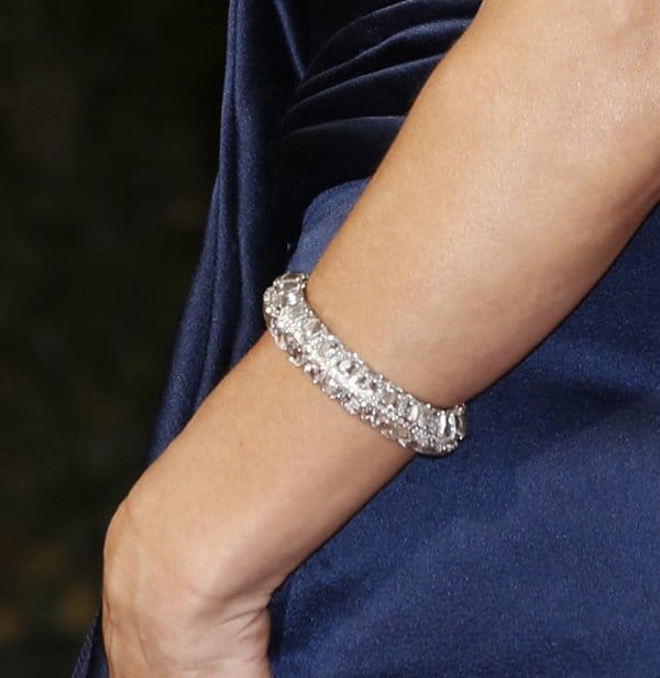 Sandra Bullock wears a diamond bracelet by Lorraine Schwartz