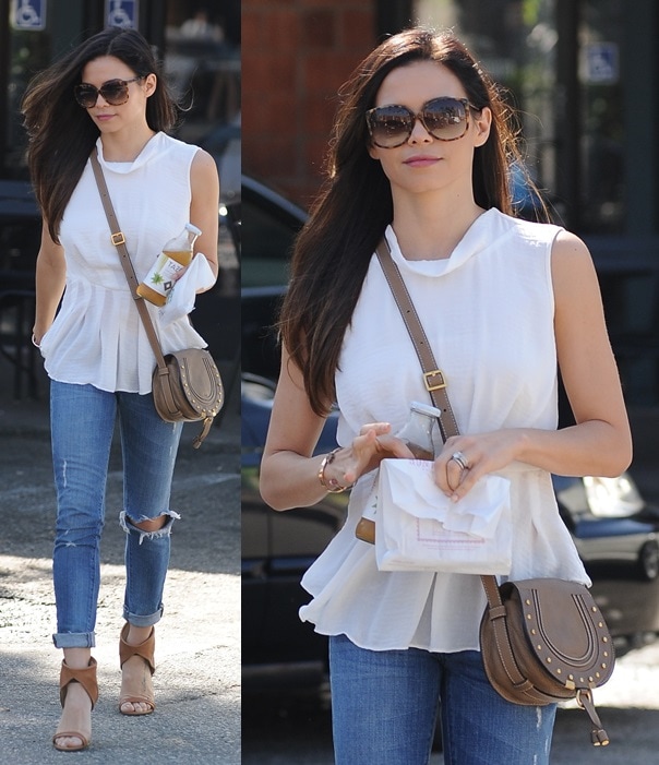 Jenna Dewan-Tatum enjoying the sunny California weather while running errands