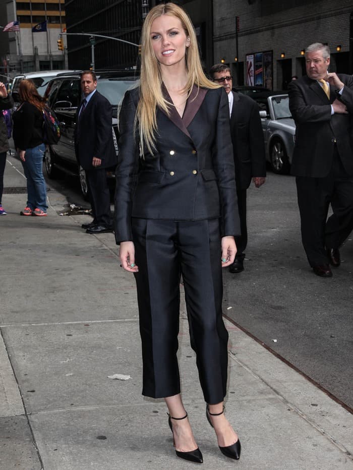 Brooklyn Decker wears cropped pants and an ill-fitting blazer from The Row out in New York City