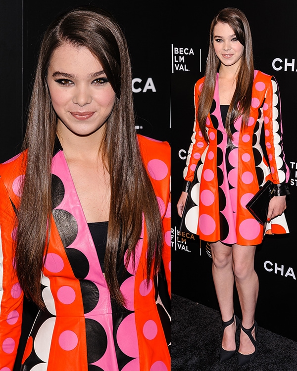 Hailee Steinfeld wearing a Valentino Fall 2014 dress