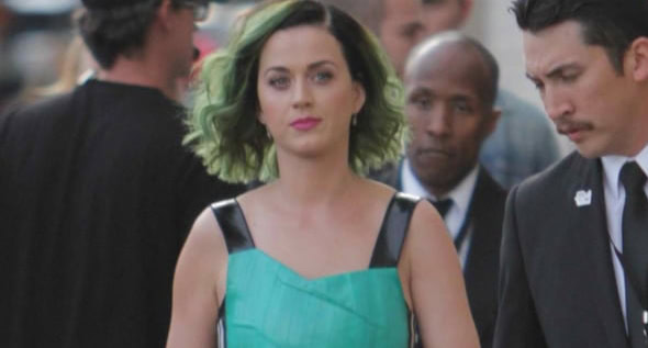Katy Perry's Bold Green Hair and Flattering Bodycon Dress: A Style Success