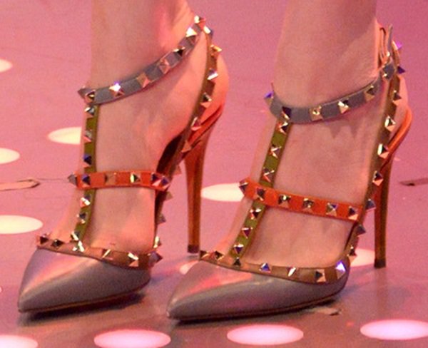 Emma Stone's feet in colorful studded Valentino pumps