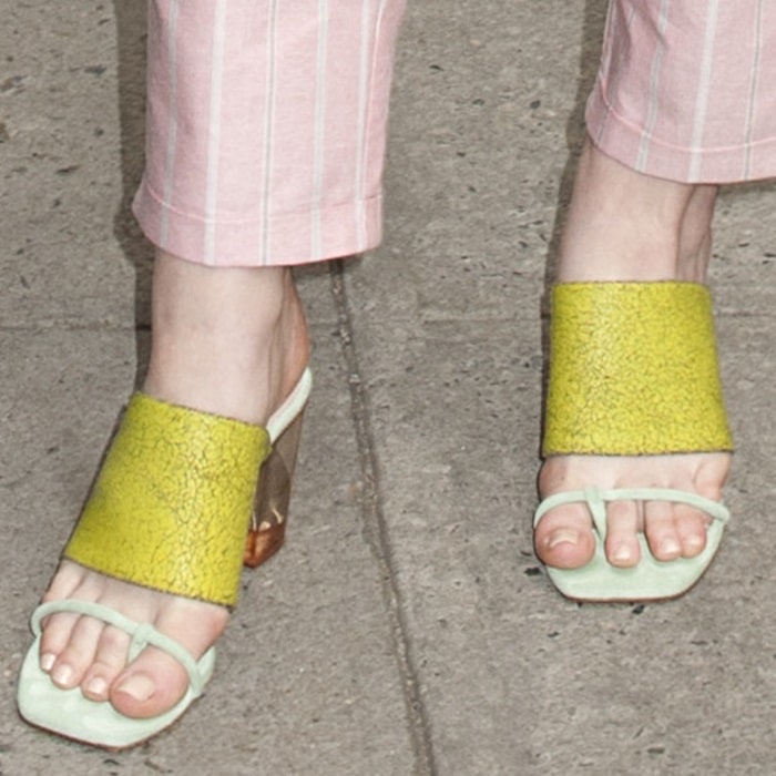 Elle Fanning shows off her feet in Opening Ceremony "Jindo" heeled sandals