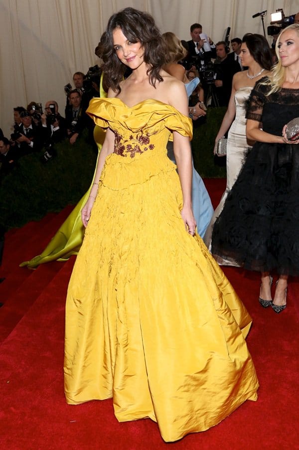 Katie Holmes' dress featured a dramatic off-the-shoulder shape with ruching and dainty beaded detailing at the waist
