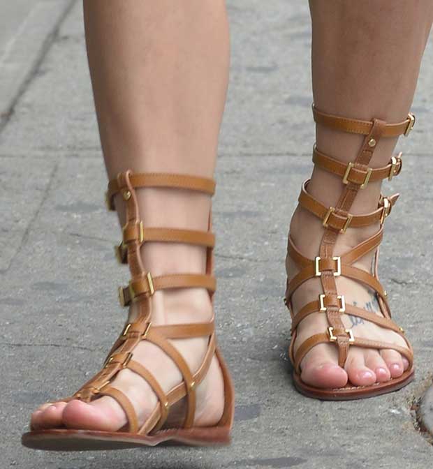 Ashley Greene shows off her sexy feet in Tory Burch sandals