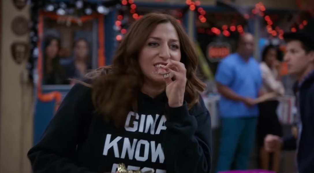 Chelsea Peretti with missing front teeth in "Halloween IV," the fifth episode of the fourth season of the American television police sitcom series Brooklyn Nine-Nine
