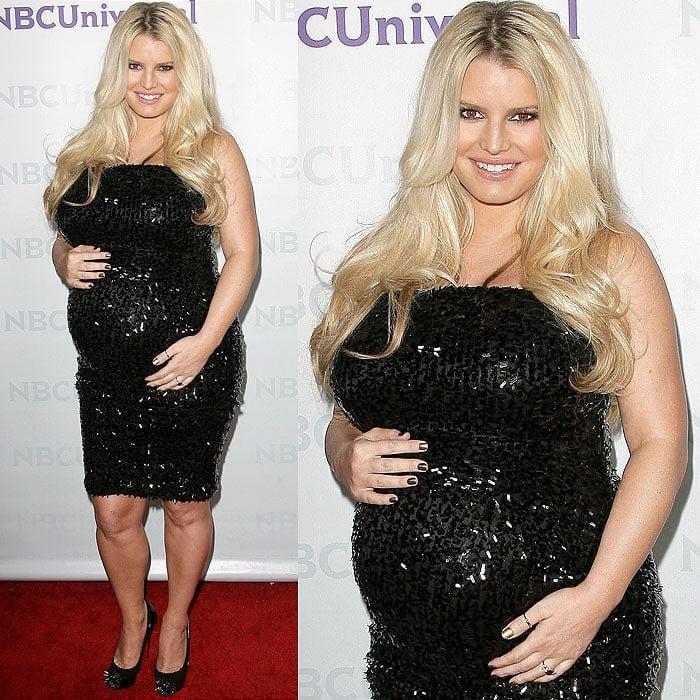 Jessica Simpson's job to wear fabulous shoes, pregnant or not