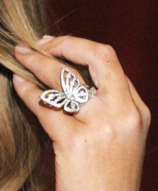 Mariah Carey shows off her silver butterfly ring