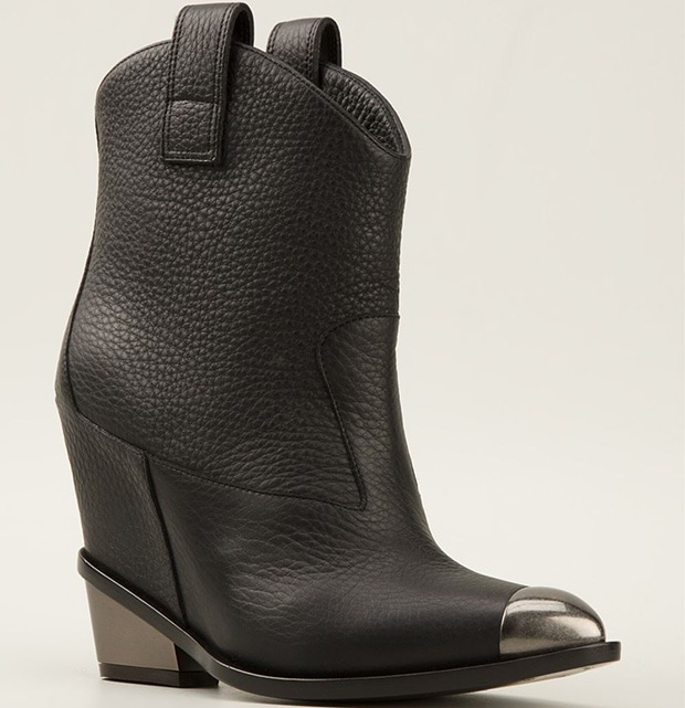 Giuseppe-Zanotti-contrast-toe-cap-boots