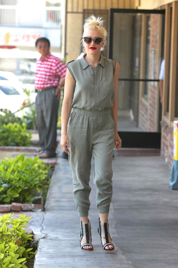 Gwen Stefani spotted outside Jesun Acupuncture Clinic in Los Angeles on June 27, 2014