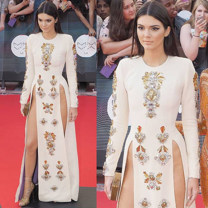 Kendall Jenner's pelvic bone cleavage at the 2014 MuchMusic Video Awards