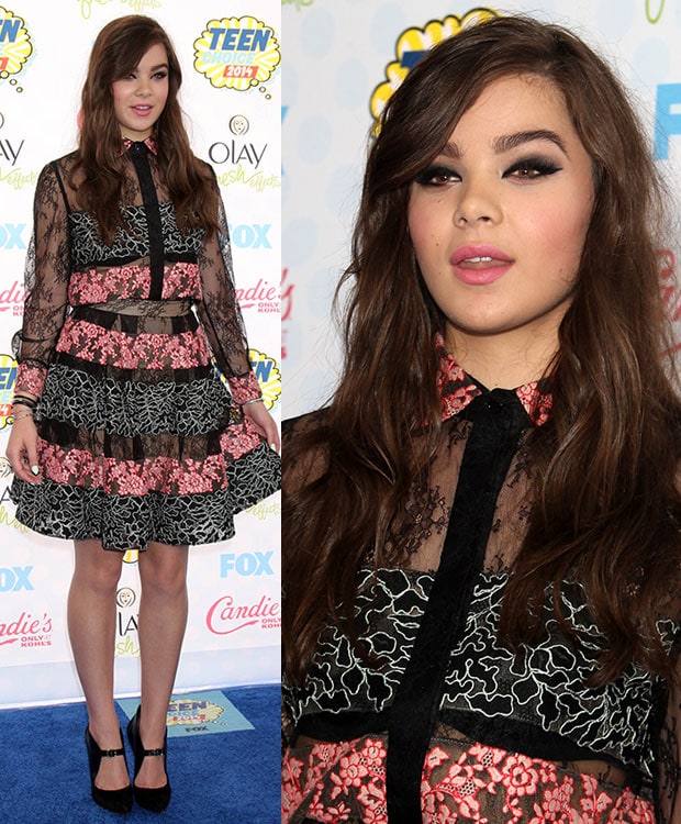 Hailee Steinfeld wearing an Elie Saab dress at the Teen Choice Awards 2014 in Los Angeles on August 10, 2014