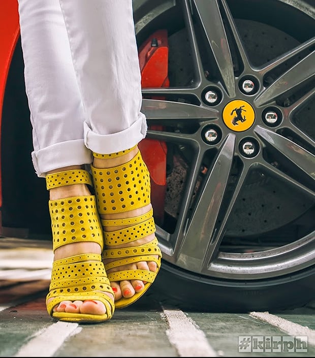 Tini Tani's sexy toes in bright yellow Jimmy Choo heels