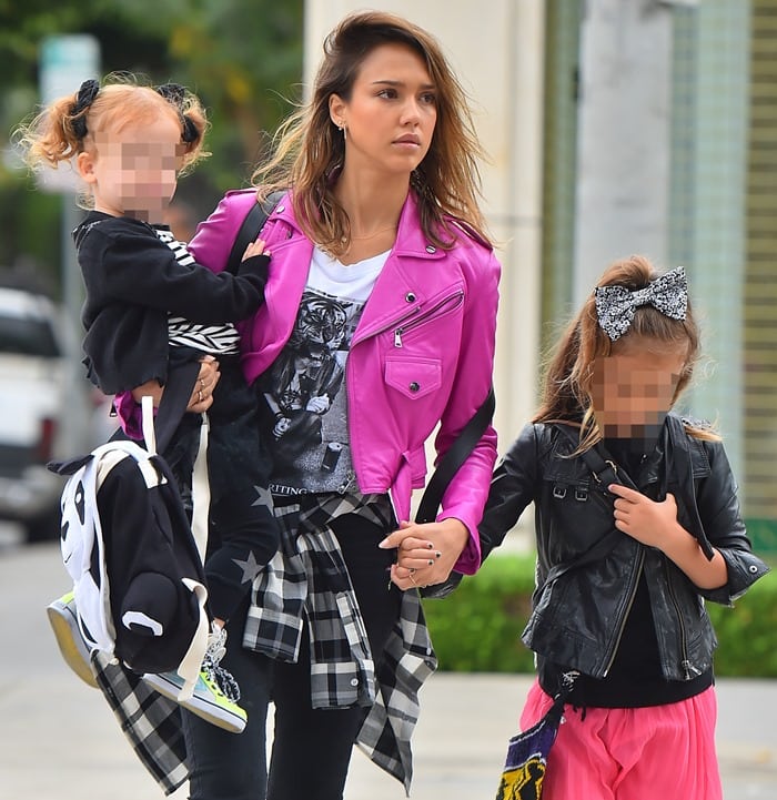 Jessica Alba taking her two daughters out for breakfast in West Hollywood on September 20, 2014