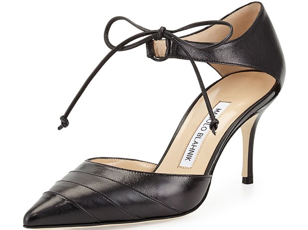 Manolo Blahnik Reyatre d'Orsay Pumps