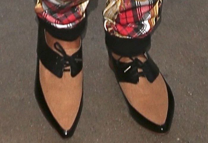 Nicole Scherzinger's feet in menswear-inspired loafers