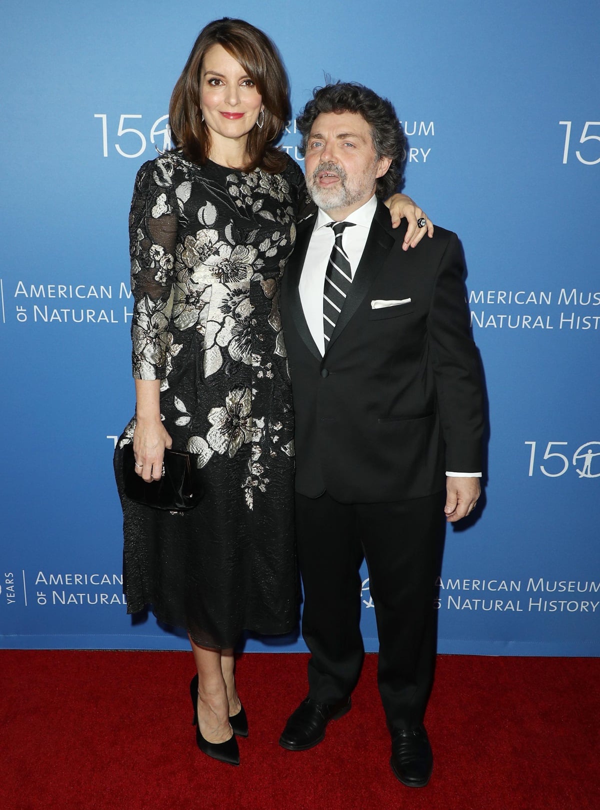 Tina Fey, at 5 feet 4 ½ inches, is taller than her 5 feet 2 inches tall husband, Jeff Richmond