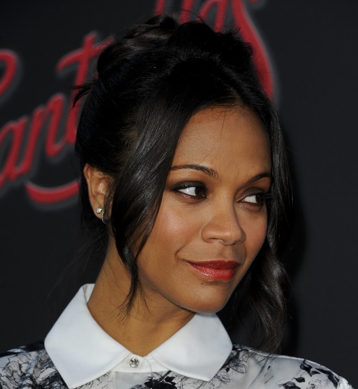 Zoe Saldaña attends the premiere of Pantelion Film's 'Cantinflas'