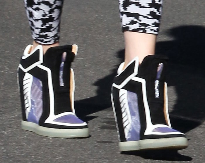 Gwen-Stefani-LAMB-Wedge-Sneakers-1