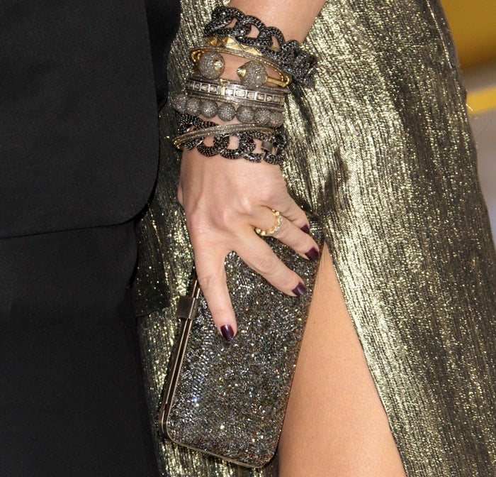 Jessica Simpson accessorizes with Neil Lane jewelry