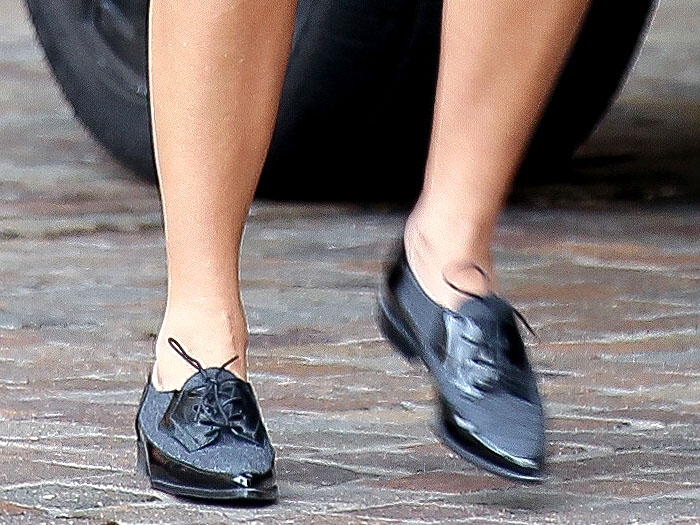 Stuart Weitzman "Leman" oxfords on Kourtney Kardashian