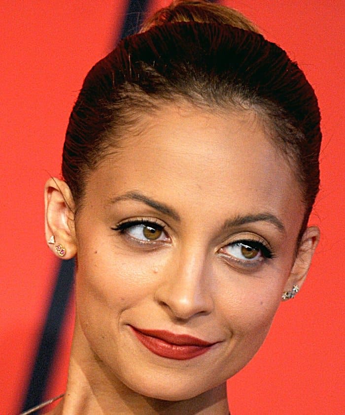 Nicole Richie accessorized with Jennifer Meyer jewels at the 2013 CFDA Fashion Awards